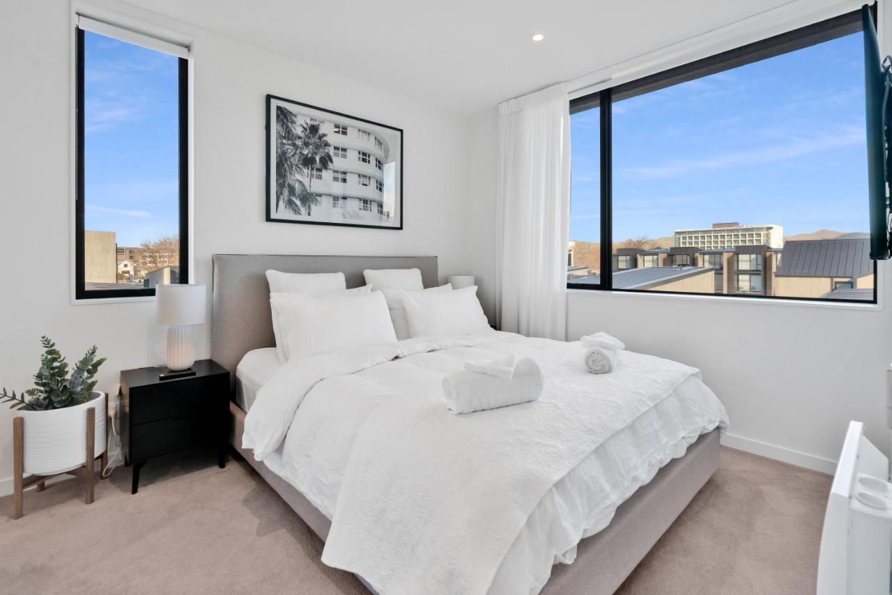 Top Floor Luxury City Central W Sunny Balcony ไครสต์เชิร์ช ภายนอก รูปภาพ